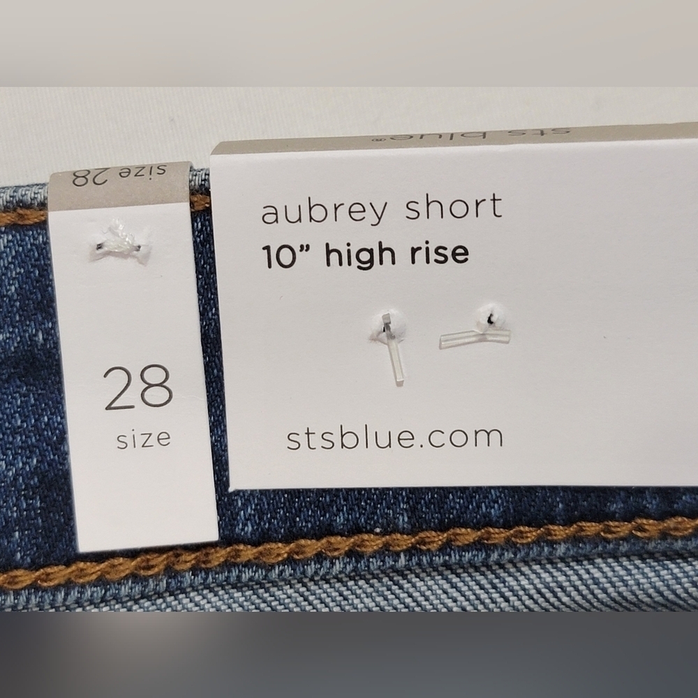STS BLUE Aubrey Short Size 28-in   10in high rise denim short, distressed - Picture 8 of 11